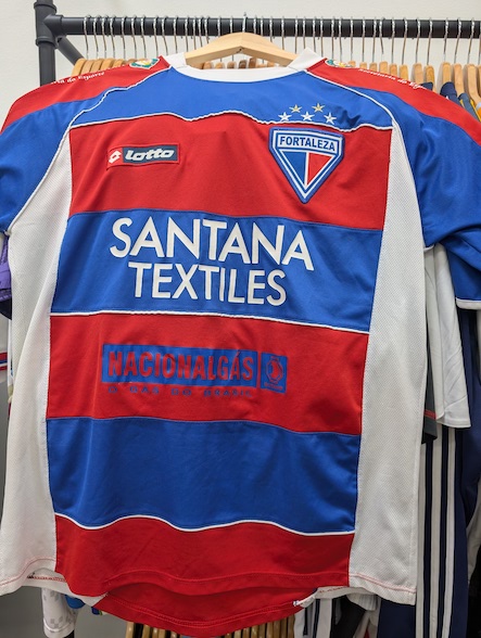 This 2009-10 Fortaleza Home kit is fascinating—Lotto only partnered with the team for two seasons, making it a unique piece of history.