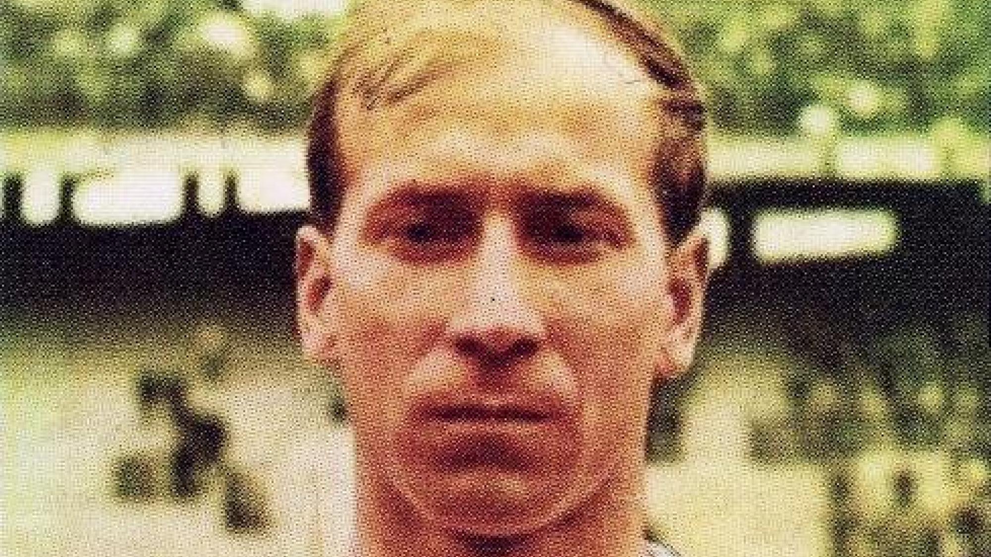 Bobby Charlton - Legend